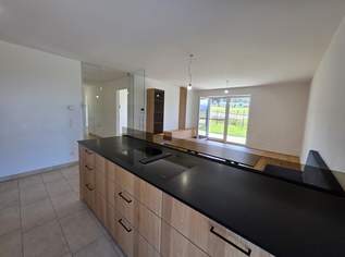 Neuwertige, sonnige 4-Zimmer Whg. mit Terrasse und Eigengarten, 1992.69 €, Immobilien-Wohnungen in 4694 Ohlsdorf Neuwertige, sonnige 4-Zimmer Whg. mit Terrasse und Eigengarten, 1992.69 €, Immobilien-Wohnungen in 4694 Ohlsdorf