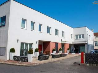 Exklusive 2-Zimmer Mietwohnung im Herzen von Neunkirchen inkl. 2 Parkplätze, 736 €, Immobilien-Wohnungen in 2620 Gemeinde Neunkirchen