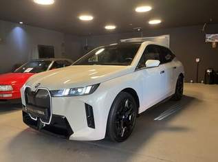 iX 45 xDrive M Sport, 79990 €, Auto & Fahrrad-Autos in 6200 Marktgemeinde Jenbach iX 45 xDrive M Sport, 79990 €, Auto & Fahrrad-Autos in 6200 Marktgemeinde Jenbach