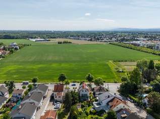 Gemischtes Baugebiet mit vielfältigem Entwicklungspotenzial – Ideal für Wohn- und Gewerbenutzung, 459000 €, Immobilien-Grund und Boden in 1220 Donaustadt