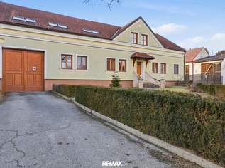 Landhaus mit ca. 5408 m² Grund im Weinviertel - Wohnkomfort & Landwirtschaft vereint, 697000 €, Immobilien-Häuser in 2013 Untergrub Landhaus mit ca. 5408 m² Grund im Weinviertel - Wohnkomfort & Landwirtschaft vereint, 697000 €, Immobilien-Häuser in 2013 Untergrub
