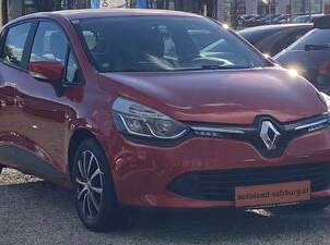 Clio Expression 1.Besitz NAVI 8-Fachbereift 16'', 9900 €, Auto & Fahrrad-Autos in 5020 Altstadt