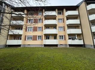 Charmante 4-Zimmer-Eigentumswohnung mit Balkon, 180000 €, Immobilien-Wohnungen in 2261 Gemeinde Angern an der March Charmante 4-Zimmer-Eigentumswohnung mit Balkon, 180000 €, Immobilien-Wohnungen in 2261 Gemeinde Angern an der March