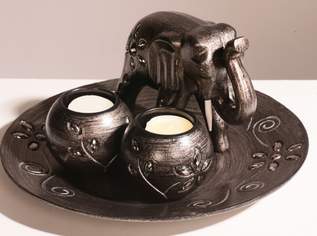 Teelichthalter mit Teller und Elefant