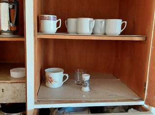 Kredenz, 260 €, Haus, Bau, Garten-Möbel & Sanitär in 2560 Gemeinde Hernstein