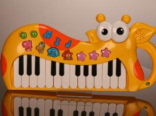 Kinder-Klavier, 26 €, Kindersachen-Spielzeug in 1200 Brigittenau