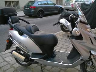 KYMCO ROLLER Grand Dink 50, 1100 €, Auto & Fahrrad-Motorräder in 1100 Favoriten