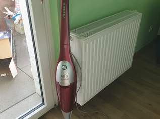 AEG Electrolux Vampyrette Staubsauger inkl. Zubehör, 120 €, Haus, Bau, Garten-Haushaltsgeräte in 1230 Liesing AEG Electrolux Vampyrette Staubsauger inkl. Zubehör, 120 €, Haus, Bau, Garten-Haushaltsgeräte in 1230 Liesing