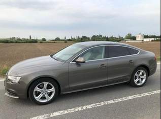 Liebevoll gepflegter Audi A5 wegen Firmenwagen-Umstieg abzugeben!
