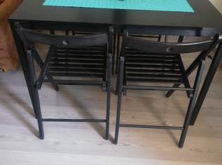 Esstisch und 4Klappsessel, 45 €, Haus, Bau, Garten-Möbel & Sanitär in 9020 Klagenfurt am Wörthersee