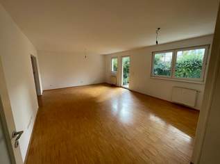 Großzügige Gartenwohnung – zentral und ruhig gelegen Großzügige Gartenwohnung – zentral und ruhig gelegen