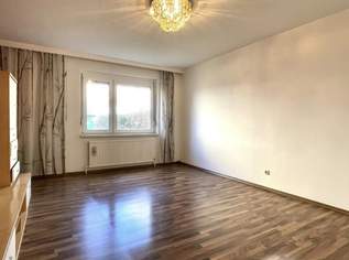 Large Room available in Simmering Large Room available in Simmering