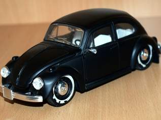 Modellauto VW Beetle Käfer schwarz Maisto Maßstab 1:24