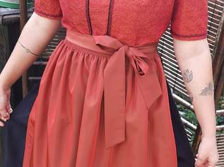 Süßes Dirndl Gr. 40-42 , 33 €, Kleidung & Schmuck-Damenkleidung in 2231 Gemeinde Strasshof an der Nordbahn