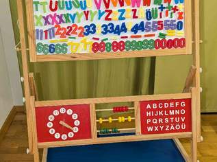 Tafel / Spieltafel / Schultafel mit vielen Magnetbuchstaben, 29 €, Kindersachen-Spielzeug in 4675 Weibern Tafel / Spieltafel / Schultafel mit vielen Magnetbuchstaben, 29 €, Kindersachen-Spielzeug in 4675 Weibern