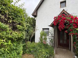 Renovierungsbedürftiges Haus in Perchtoldsdorf mit Garten, Terrasse und Garage!, 520000 €, Immobilien-Häuser in 2380 Gemeinde Perchtoldsdorf Renovierungsbedürftiges Haus in Perchtoldsdorf mit Garten, Terrasse und Garage!, 520000 €, Immobilien-Häuser in 2380 Gemeinde Perchtoldsdorf