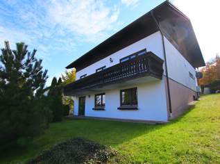 Teilsaniertes Ein- oder Zweifamilienhaus mit Aussicht und Ausbaumöglichkeiten!, 395000 €, Immobilien-Häuser in 2560 Berndorf