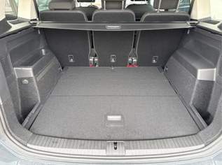 Touran R-LINE 1.5 TSI DSG ACC NAVI SHZ RFK Er..., 46219 €, Auto & Fahrrad-Autos in 6844 Gemeinde Altach Touran R-LINE 1.5 TSI DSG ACC NAVI SHZ RFK Er..., 46219 €, Auto & Fahrrad-Autos in 6844 Gemeinde Altach