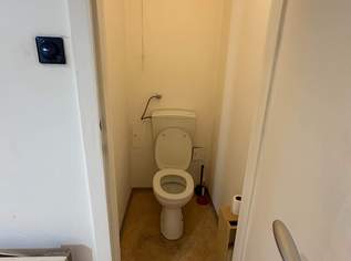 Helle ruhige Garconniere zum Verkauf