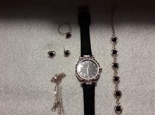 FÜR ALLE DAMEN, FRAUEN, LADYS, JUNGE MÄDCHEN !!, 8 €, Kleidung & Schmuck-Accessoires, Uhren, Schmuck in 1200 Brigittenau FÜR ALLE DAMEN, FRAUEN, LADYS, JUNGE MÄDCHEN !!, 8 €, Kleidung & Schmuck-Accessoires, Uhren, Schmuck in 1200 Brigittenau