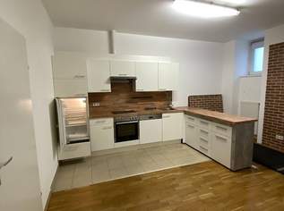 Ihr grünes Wohnzimmer: 2 Zimmer mit Terrasse und eigenem Garten! Teilsanierung notwendig!, 219000 €, Immobilien-Wohnungen in 1150 Rudolfsheim-Fünfhaus