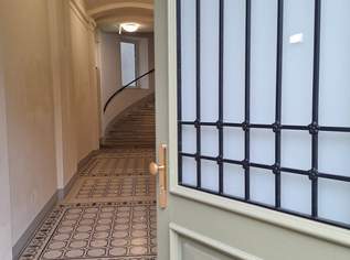 Parifizierter Zinshausanteil inkl. hochwertigem DG Ausbau, 0 €, Immobilien-Gewerbeobjekte in 1050 Margareten