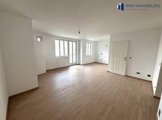 Neu renovierte 3-Zimmer-Dachgeschosswohnung mit Stadtblick in 1100 Wien, 249000 €, Immobilien-Wohnungen in 1100 Favoriten