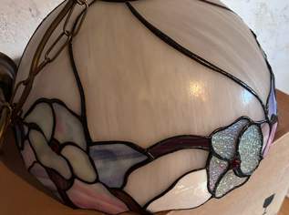 Tiffany Deckenlampe Hängelampe Buntglas Floral Design, 300 €, Haus, Bau, Garten-Haushaltsgeräte in 6600 Marktgemeinde Reutte