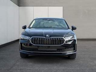 Superb Combi Selection DSG+AHK+NAVI+EL. HECKK..., 45429 €, Auto & Fahrrad-Autos in 6844 Gemeinde Altach
