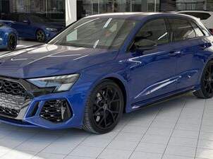 RS3 *SEPANGBLAU EXKLUSIV*MATRIX*RS AGA*B&O*, 63699 €, Auto & Fahrrad-Autos in 6426 Gemeinde Roppen