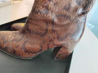 Damen Stiefeletten, 128 €, Kleidung & Schmuck-Damenkleidung in 8010 Sankt Leonhard Damen Stiefeletten, 128 €, Kleidung & Schmuck-Damenkleidung in 8010 Sankt Leonhard