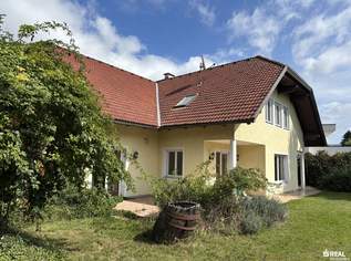 Vielseitiges Ein-/Zweifamilienhaus in Ebenthal - mit großzügigen Garten, sonniger Terrasse und eigener Garage!, 595000 €, Immobilien-Häuser in 9065 Ebenthal in Kärnten