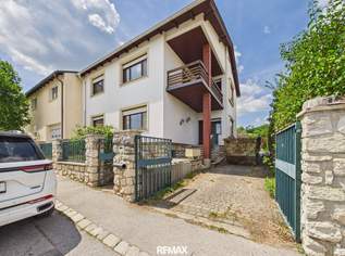 Großzügiges Wohnhaus mit vielseitigen Nutzungsmöglichkeiten, 445000 €, Immobilien-Häuser in 7000 St. Georgen am Leithagebirge Großzügiges Wohnhaus mit vielseitigen Nutzungsmöglichkeiten, 445000 €, Immobilien-Häuser in 7000 St. Georgen am Leithagebirge