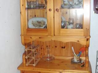 Kredenz in Kieferoptik, 150 €, Haus, Bau, Garten-Möbel & Sanitär in 7321 Raiding