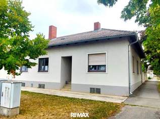 Einfamilienhaus lädt zum Fertigstellen ein, 199000 €, Immobilien-Häuser in 7131 Halbturn