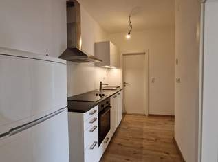 Trendig-sanierte 2,5-Zimmer-Wohnung mit Balkon in zentraler Lage, 120000 €, Immobilien-Wohnungen in 8020 