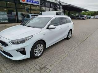 KIA Ceed SW Silber !Navi, Rückfahrkamera !, 13600 €, Auto & Fahrrad-Autos in 4702 Wallern an der Trattnach