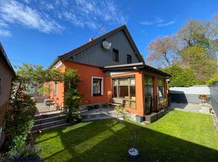 Zentral gelegenes Einfamilienhaus mit Garten und Garage in Schärding, 332000 €, Immobilien-Häuser in 4780 