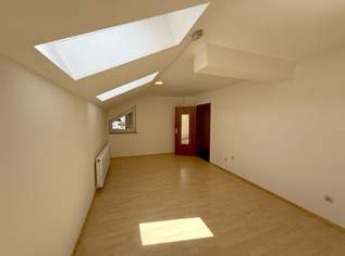 Helle 1-Zimmer-Dachgeschosswohnung in Niederöblarn zu vergeben!, 413.5 €, Immobilien-Wohnungen in 8960 Niederöblarn Helle 1-Zimmer-Dachgeschosswohnung in Niederöblarn zu vergeben!, 413.5 €, Immobilien-Wohnungen in 8960 Niederöblarn
