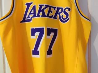 LA Lakers Luka Dončič Trikot, 69 €, Kleidung & Schmuck-Herrenkleidung in Slowenien