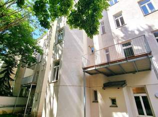 Entzückende Altbauwohnung mit Sanierungsbedarf! Balkon optional möglich! Grüner Innenhof + Ruhelage + Schönes Altbauhaus! Jetzt selbst gestalten und einziehen!, 219000 €, Immobilien-Wohnungen in 1150 Rudolfsheim-Fünfhaus