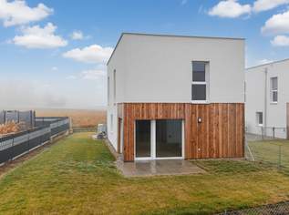 Mietkauf I Erstbezug I ca. 171m² Außenfläche I Luftwärmepumpe I moderne Tischlerküche I, 990 €, Immobilien-Häuser in 3591 Altenburg