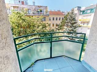Komplett hof- und südseitige 3-Zimmer-Loggia-Wohnung im 4. Liftstock nahe Aumannplatz, 440000 €, Immobilien-Wohnungen in 1180 Währing