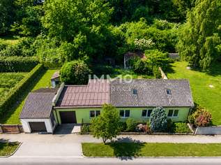 Renoviertes 4-Zimmer-Einfamilienhaus mit ruhigem Garten, Dachterrasse & Ausbaureserve, 260000 €, Immobilien-Häuser in 2412 Gemeinde Wolfsthal Renoviertes 4-Zimmer-Einfamilienhaus mit ruhigem Garten, Dachterrasse & Ausbaureserve, 260000 €, Immobilien-Häuser in 2412 Gemeinde Wolfsthal