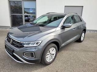 T-Roc Life 1,0 TSI, 24690 €, Auto & Fahrrad-Autos in 4932 Kirchheim im Innkreis T-Roc Life 1,0 TSI, 24690 €, Auto & Fahrrad-Autos in 4932 Kirchheim im Innkreis