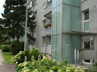 Wohnen mit Komfort in Linz-Bindermichl – Großzügige 2-Zimmer-Wohnung mit Parkplatz und Balkon! Die Wohnung befindet sich derzeit in SANIERUNG!, 750.94 €, Immobilien-Wohnungen in Oberösterreich Wohnen mit Komfort in Linz-Bindermichl – Großzügige 2-Zimmer-Wohnung mit Parkplatz und Balkon! Die Wohnung befindet sich derzeit in SANIERUNG!, 750.94 €, Immobilien-Wohnungen in Oberösterreich
