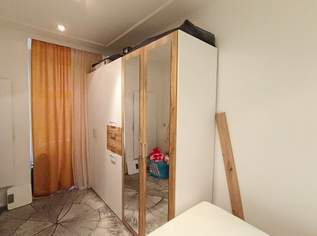 Großer 5-türiger Kleiderschrank mit Spiegeln – 225 cm Großer 5-türiger Kleiderschrank mit Spiegeln – 225 cm