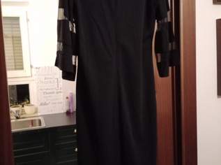 Kleid XL eng geschnitten, sehr elegant , 55 €, Kleidung & Schmuck-Damenkleidung in 8530 Deutschlandsberg