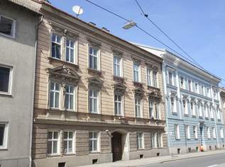 Stadthaus mitten in Linz mit derzeit 10 Kleinwohnungen und baubewilligtem Aufstockungsprojekt für zusätzlich 6 Wohnungen Stadthaus mitten in Linz mit derzeit 10 Kleinwohnungen und baubewilligtem Aufstockungsprojekt für zusätzlich 6 Wohnungen