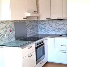 Ruhige, sonnige Mietwohnung im Zentrum!, 567.34 €, Immobilien-Wohnungen in 2020 Hollabrunn